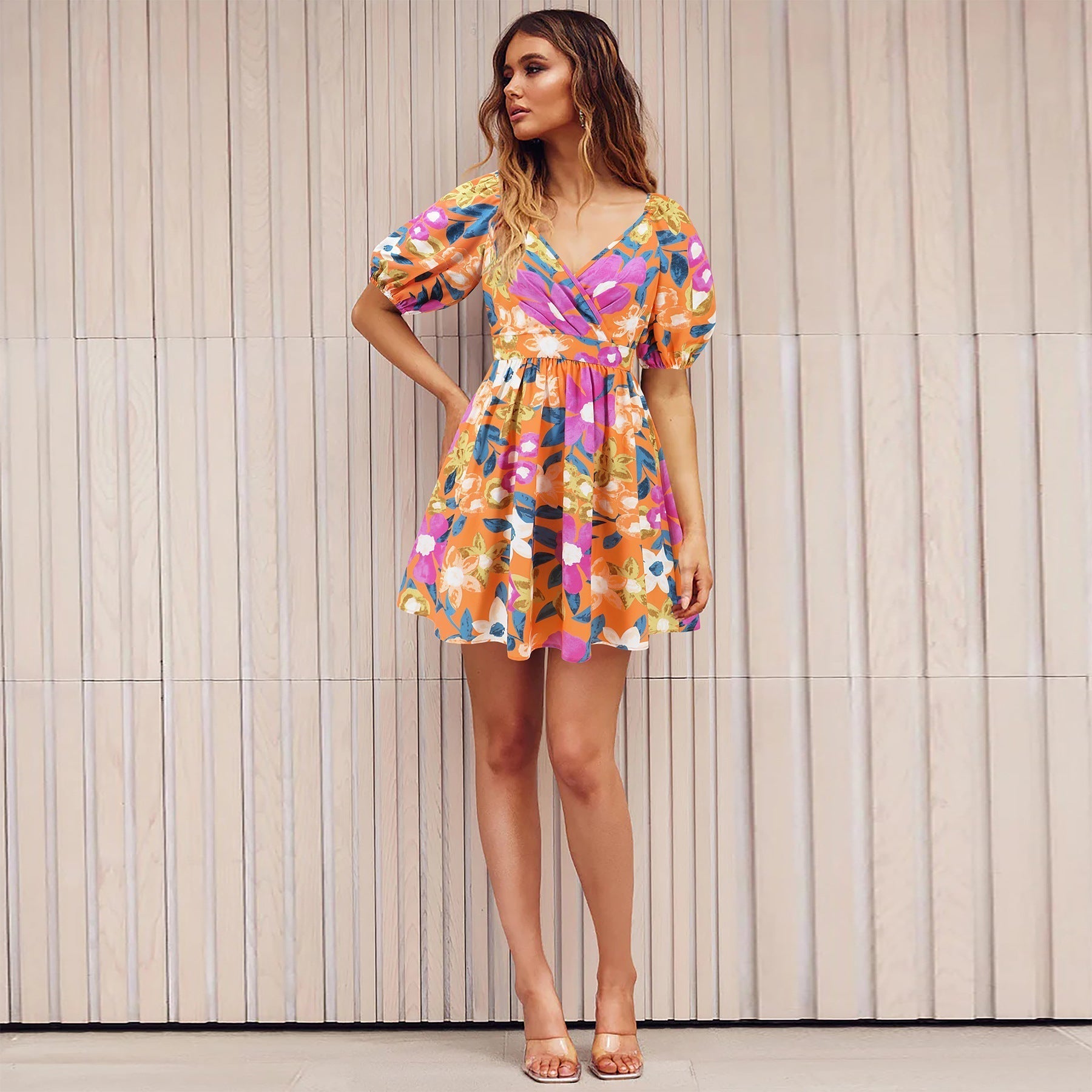 V Neck Printed Beach Dress Lantern Sleeve Short Dress Popular