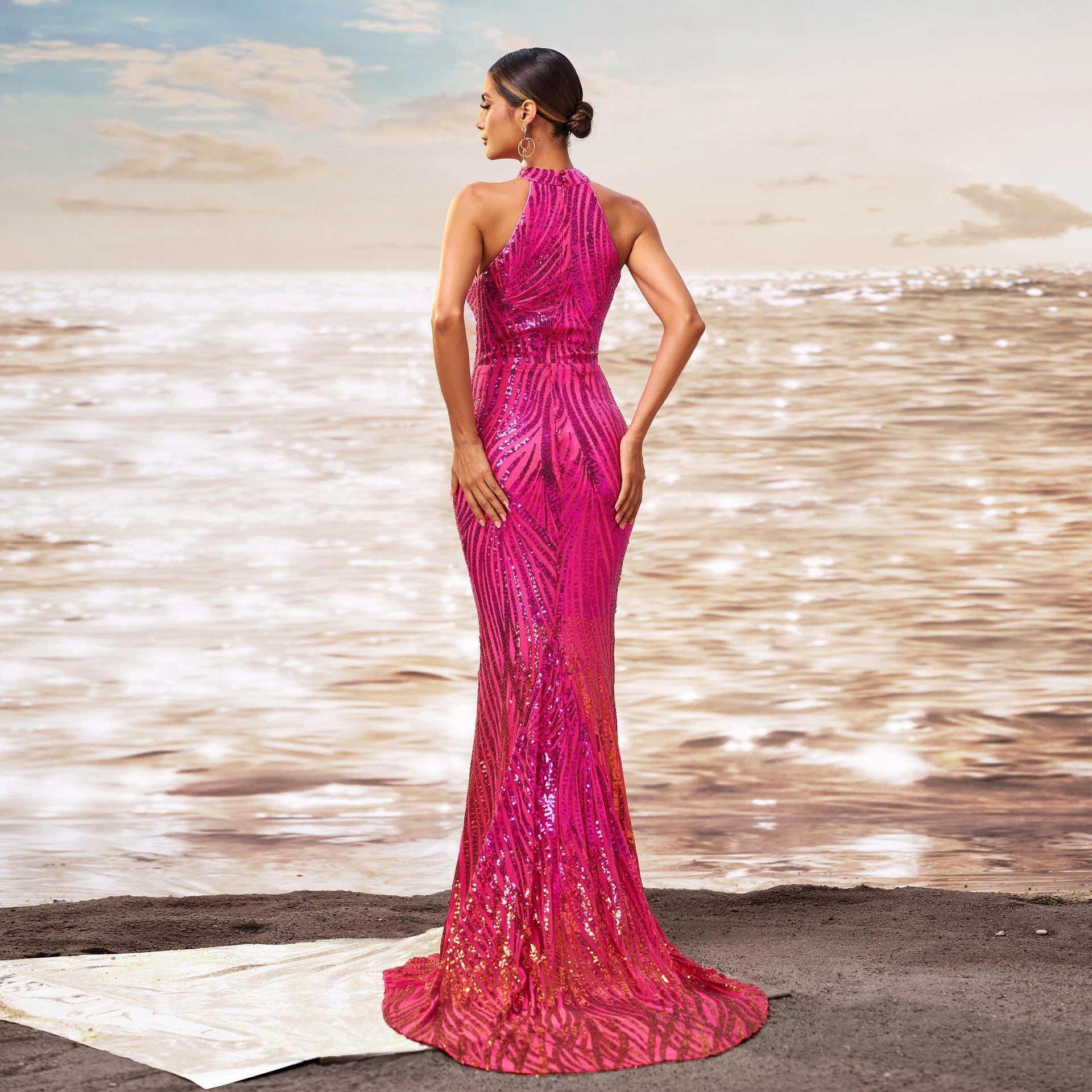 Round Neck Off-Shoulder Slim Fit Hip Sequin Dress