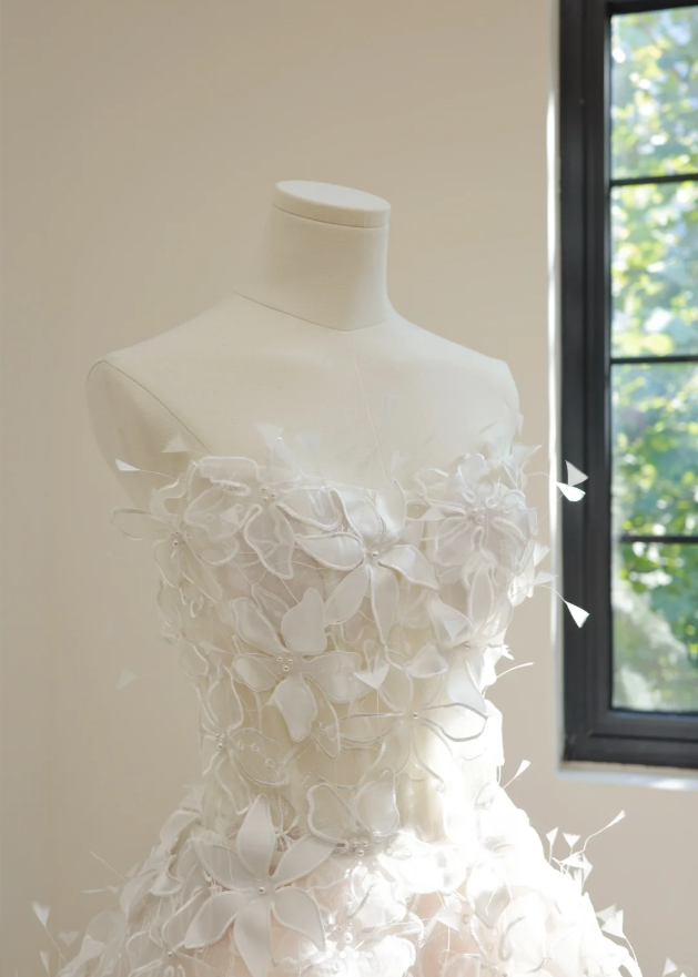 Fairy Strapless White Tulle Lace Gardenia A Line Birthday Outfits Homecoming Dress - View 2 | VelvetHem