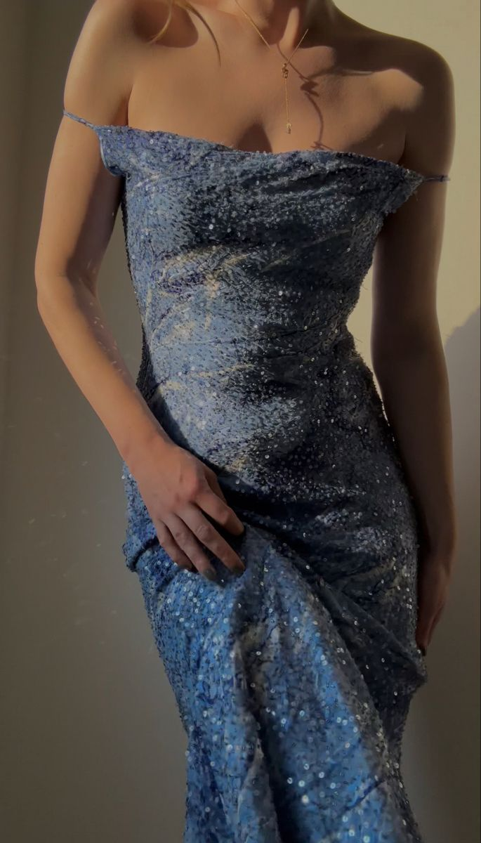 Unique Spaghetti Straps Sequins Beaded Sheath Evening Dress Long Party Prom Dress - VelvetHem