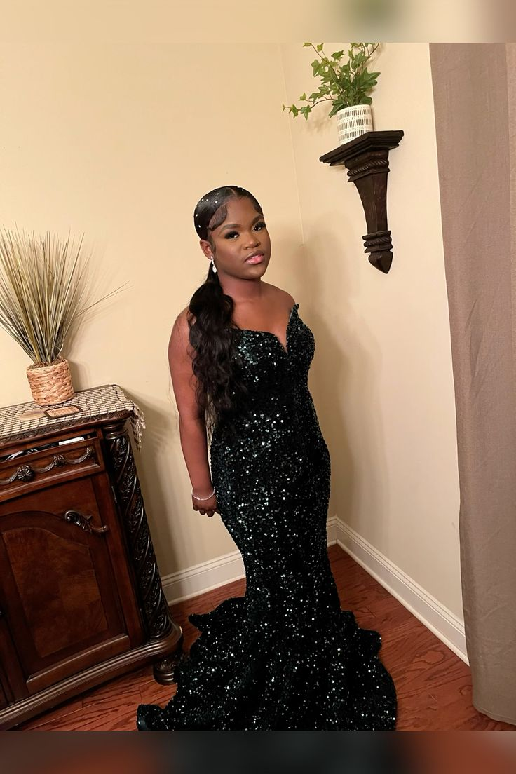 Mermaid Dark Green Sequins Long Prom Dresses - VelvetHem