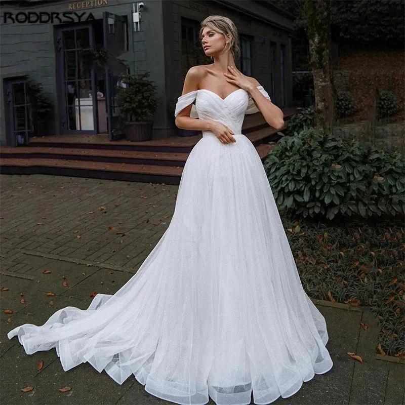 Off Shoulder Glitter Tulle Wedding Dresses Sweetheart Straps Bridal Gowns For Bride Robe De Mari�e Beach Sweep Train For Women (ZD13314) - VelvetHem