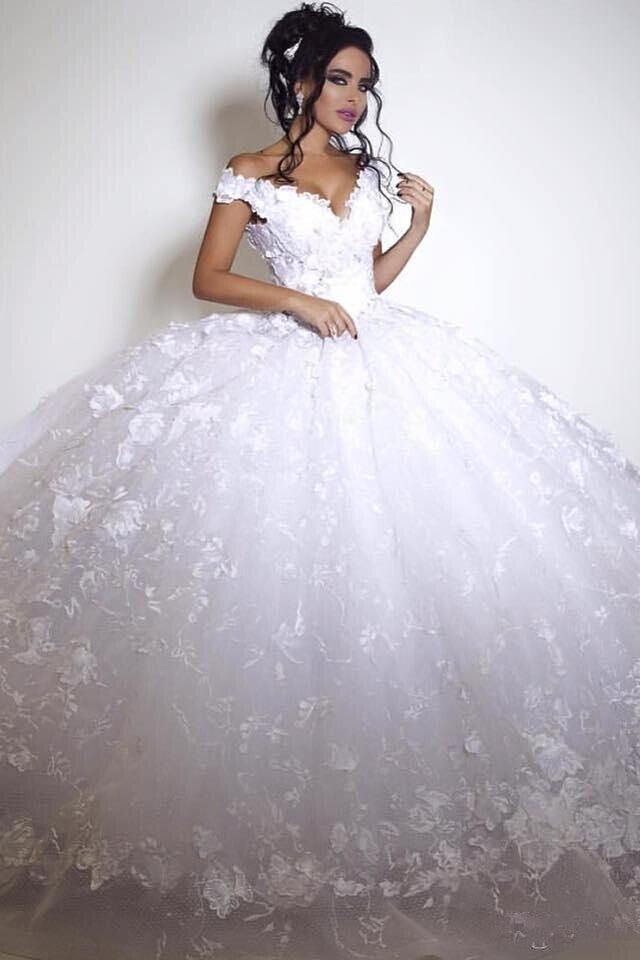 Off The Shoulder V-neck Princess Wedding Dress Lace appliques Ball Gown Bride Dress BA3053