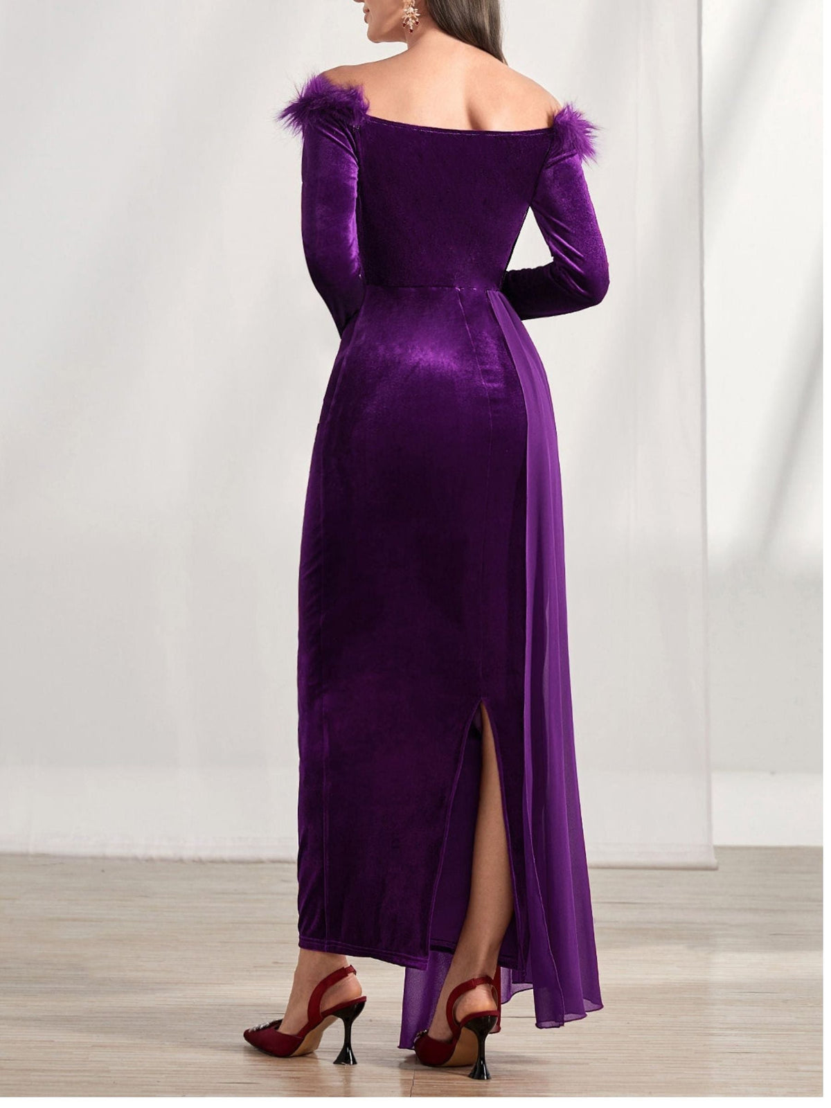 Off the Shoulder Asymmetrical Long Sleeve Sheath Column Dress with Feather for Mother of the Bride & Groom