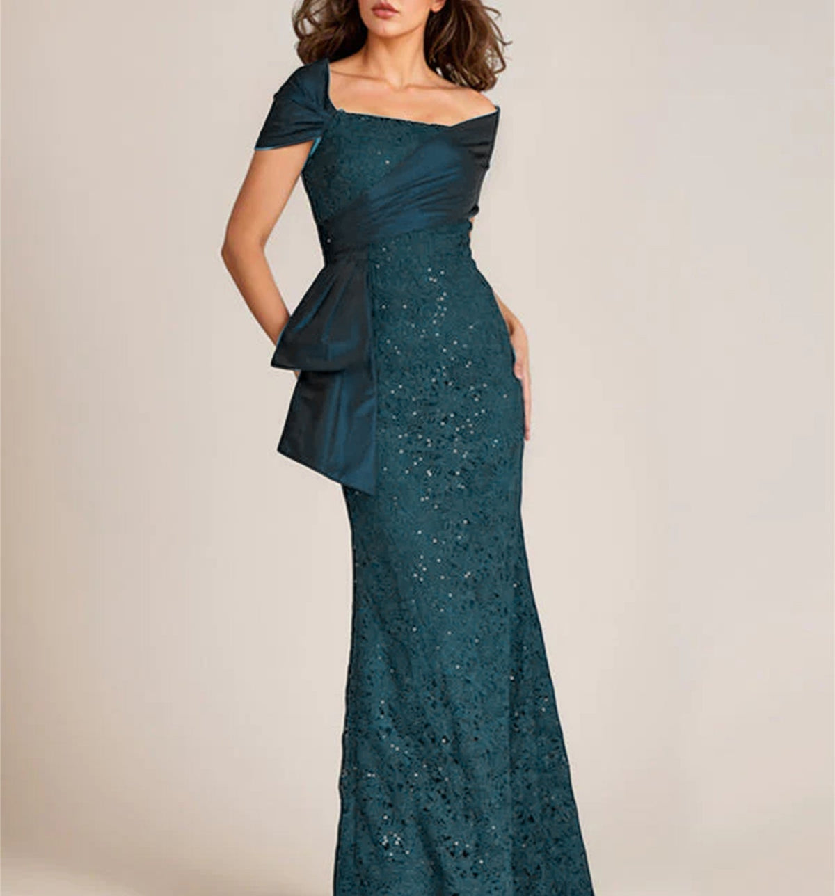 Off the Shoulder Lace Trumpet Mermaid Mother of the Bride Dress Featuring Applique & Beading