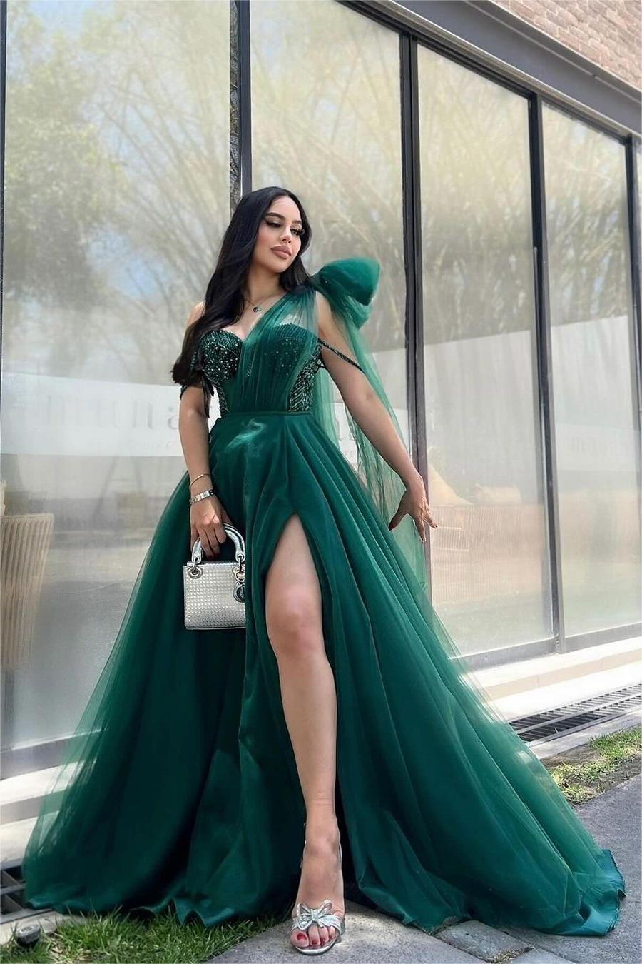 One Shoulder Prom Dress Sleeveless Long Split Tulle Evening Formal Dress With Beadings
