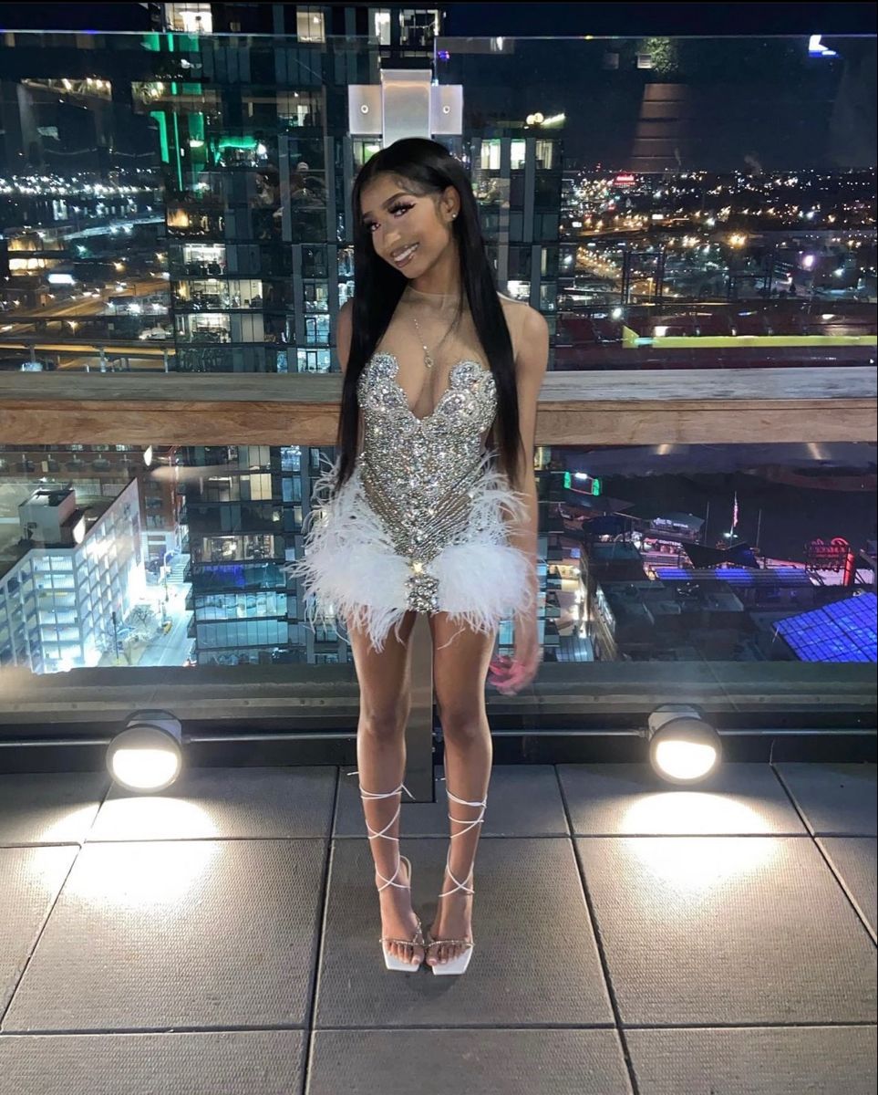 Gorgeous Silver Sleeveless White Feather Rhinestone Slim Fit 16th Birthday Homecoming Dress - VelvetHem
