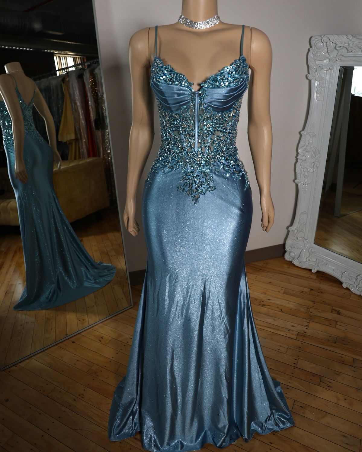 Elegant Blue Mermaid Deep V Halter Beaded Satin Long Prom Dress Evening Dress - VelvetHem