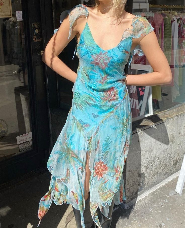 Beautiful Blue Floral Print Irregular V-neck Chiffon Prom Dress - VelvetHem