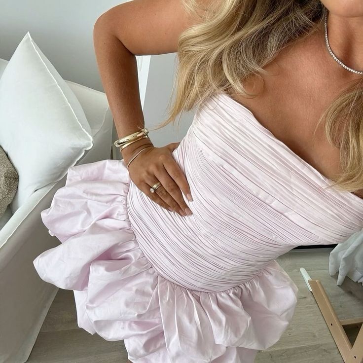 Sweet Light Pink Tube Top Pleated Satin Bud 16th Birthday Homecoming Dress - VelvetHem
