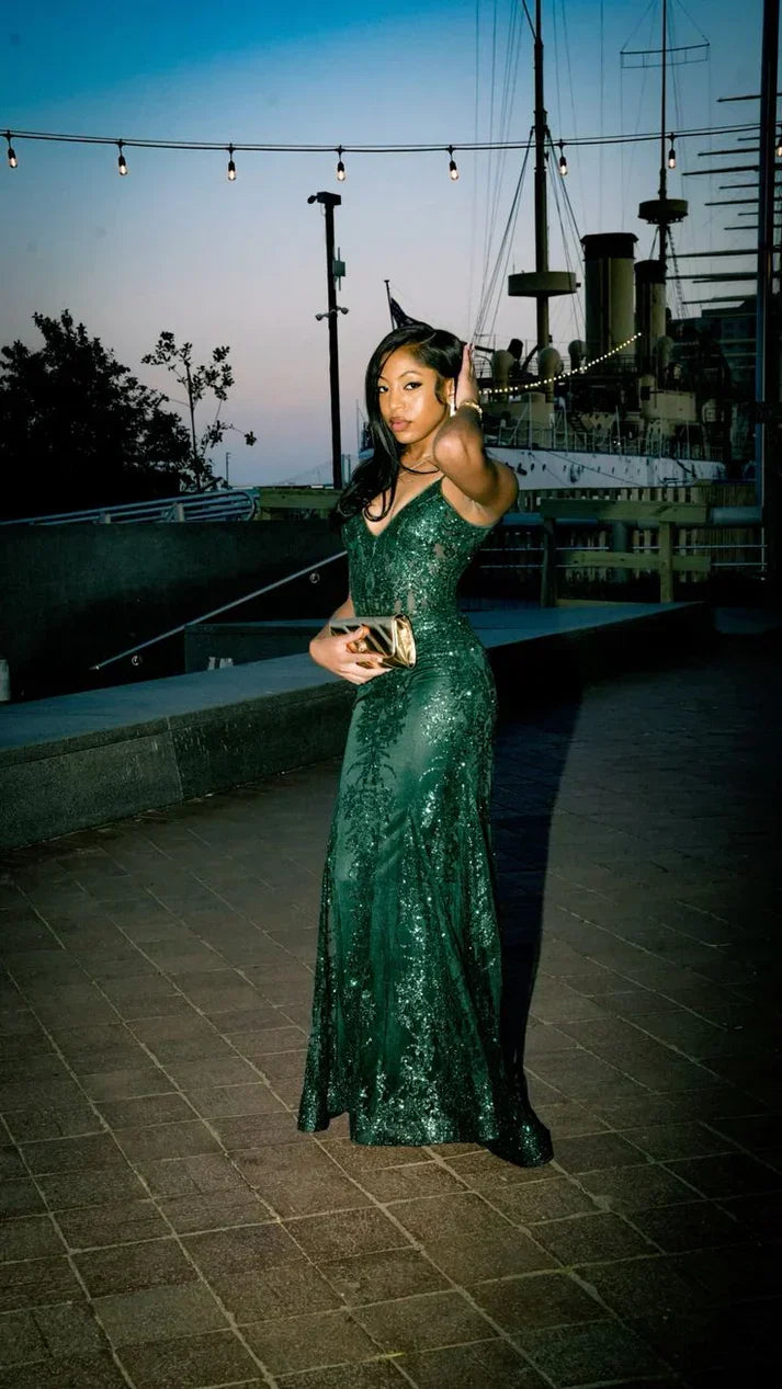 Sexy Dark Green Mermaid Deep V Halter Sequined Long Prom Dress Evening Dress - VelvetHem
