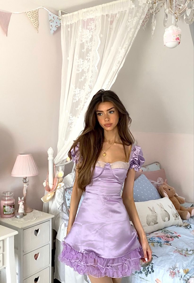 Sweet Princess Lilac Puff Sleeve Satin A-Line 17th Birthday Homecoming Dress - VelvetHem