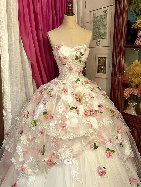 Dreamy Princess Strapless 3D Floral Lace Tulle Ball Gown Evening Dress Sweet 16 Dress