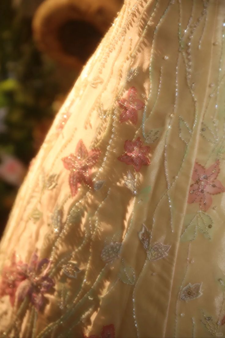 Vintage Yellow A-line Spaghetti Strap Beaded Floral Satin Long Prom Dress Evening Dress - View 10 | VelvetHem