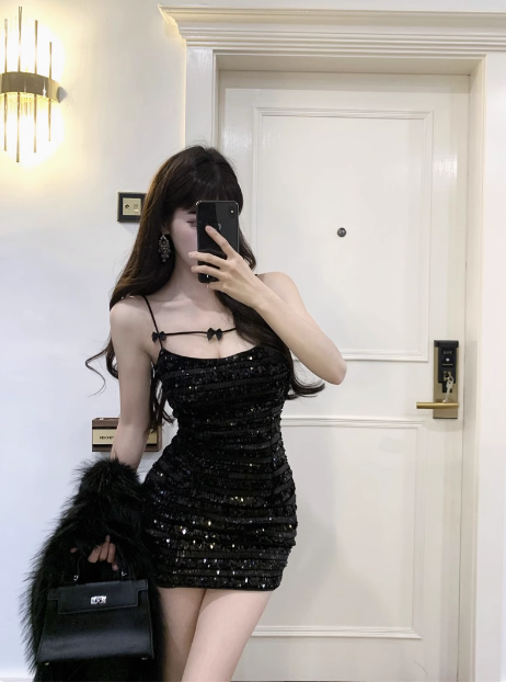 Shiny Bow Sequined Slim Fit Hip 17th Birthday Homecoming Dress - VelvetHem