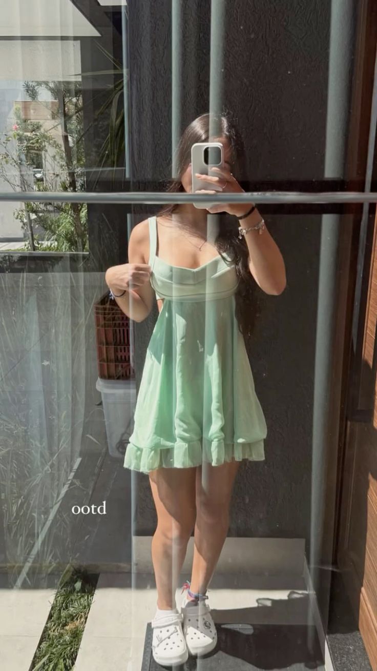 Fresh Light Green Shoulder Strap Waist Hollow Mini 16th Birthday Homecoming Dress - VelvetHem