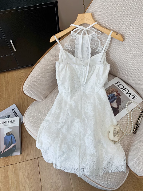 Cute Lace Sleeveless Halter Neck 17th Birthday Homecoming Dress - View 3 | VelvetHem