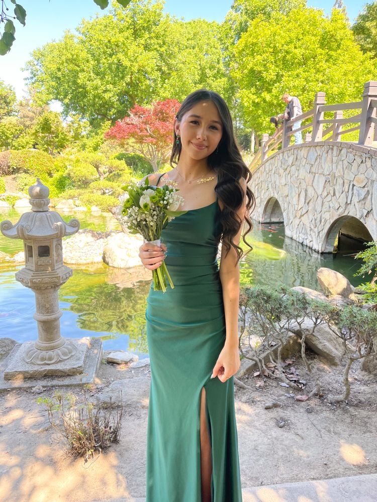Elegant Green Mermaid Spaghetti Strap Slit Satin Long Prom Dress Evening Dress Bridesmaid Dress - VelvetHem