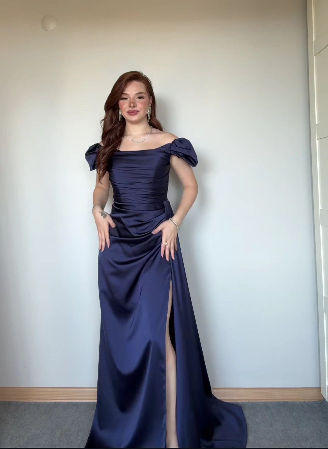 Elegant Navy Blue Slim-Fit Off-the-Shoulder Ruched High-Slit Satin Prom Dress Evening Dress - VelvetHem