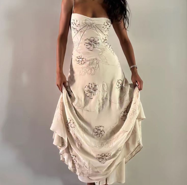Elegant Ivory Slim-Fit Spaghetti Strap Floral Tulle Long Prom Dress Evening Dress - View 3 | VelvetHem