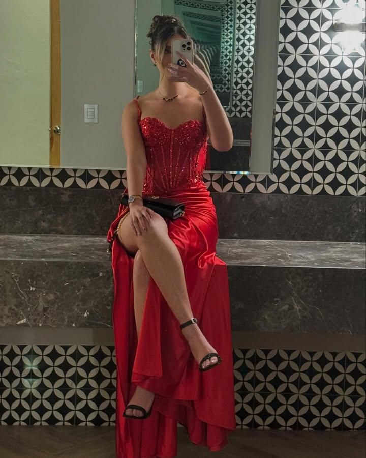 Sexy Luxury Red Mermaid High-Slit Sequin Satin Long Prom Dress Evening Dress - VelvetHem