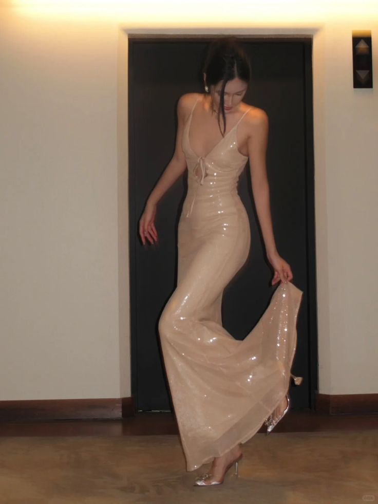 Sexy Shining Nude Apricot Mermaid Deep V Spaghetti Strap Sequin Long Prom Dress Evening Dress - VelvetHem