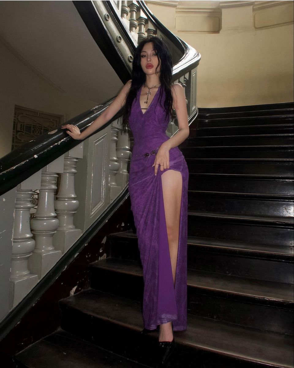 Sexy Deep Purple Halter Deep V-Neck High Slit Backless Tulle Long Prom Dress Evening Dress - VelvetHem