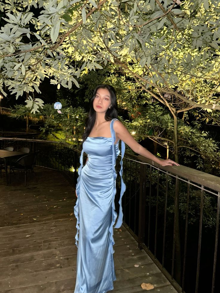 Elegant Light Blue Bodycon Square Neck Spaghetti Strap Ruffled Satin Long Prom Dress Evening Dress Bridesmaid Dress