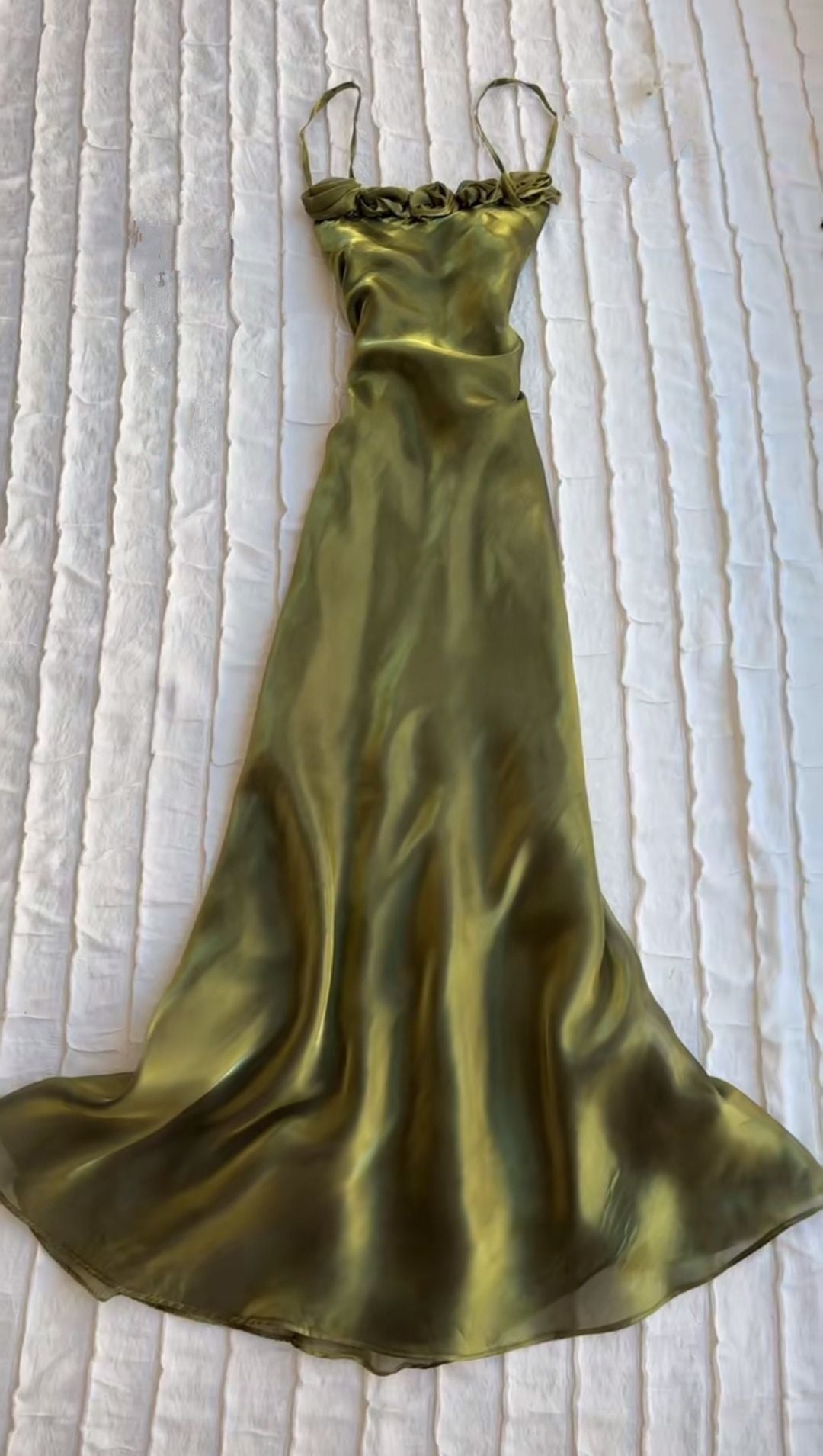 Vintage Olive Green Spaghetti Strap Strapless 3D Floral Satin Long Prom Dress Evening Dress