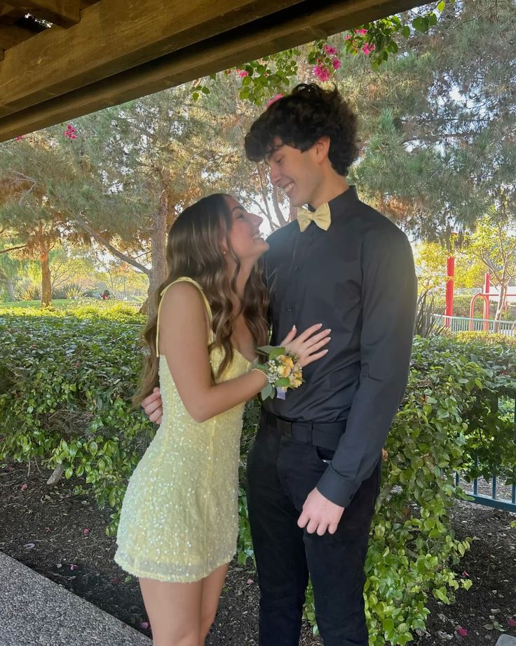 Sweet Light Yellow Sweetheart Neckline Sequin Waist Birthday Party Homecoming Dress - VelvetHem