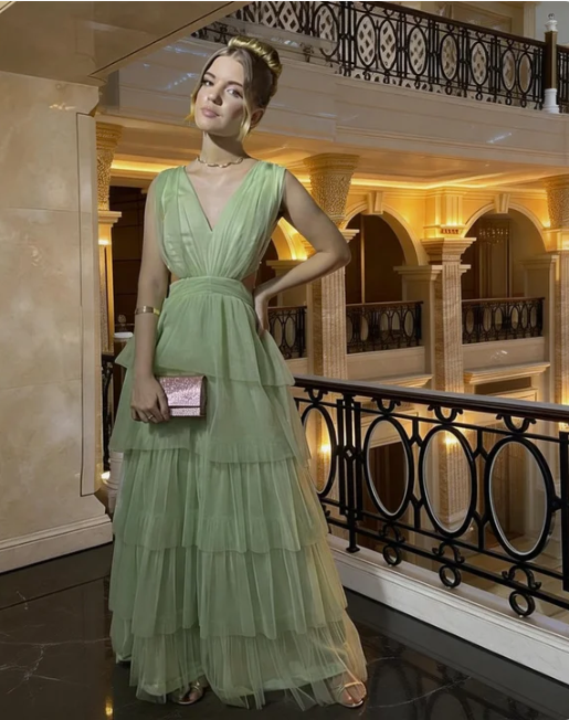Elegant Green V-Neck A-Line Layered Tulle Long Prom Dress Evening Dress - VelvetHem