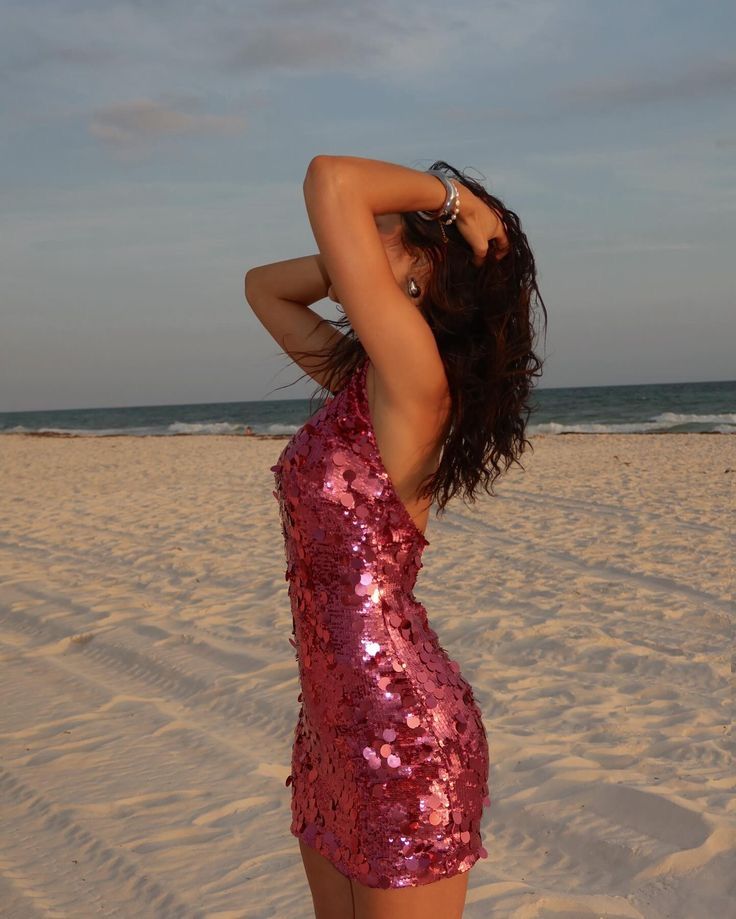 Shining Fashion Rose Pink Halter Neck Sequin Slim Birthday Dress Homecoming Dress - VelvetHem