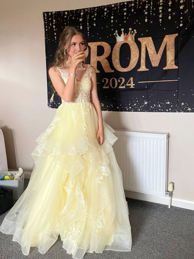 Sweet Pale Yellow A-line Multi-layer Cake Lace Tulle Long Prom Dress Evening Dress Bridesmaids Dress - VelvetHem