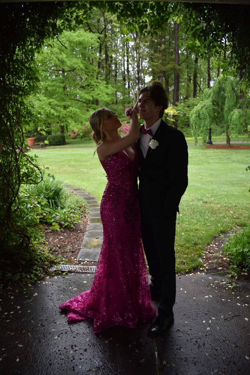 Shimmering Pink Mermaid Tail V-neck Strap Sequin Long Prom Dress Evening Dress - View 4 | VelvetHem