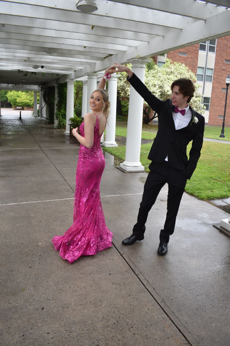 Shimmering Pink Mermaid Tail V-neck Strap Sequin Long Prom Dress Evening Dress - View 5 | VelvetHem