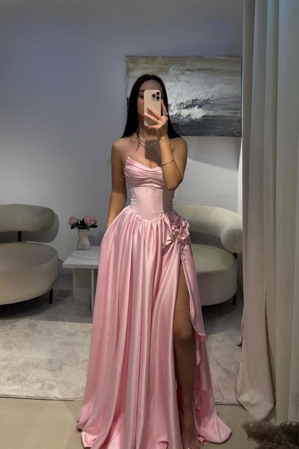 Suzhoufashion Pale Pink Satin Strapless Homecoming Dress With Rhinestone 3D Flower And High Slit Formal Evening Gown