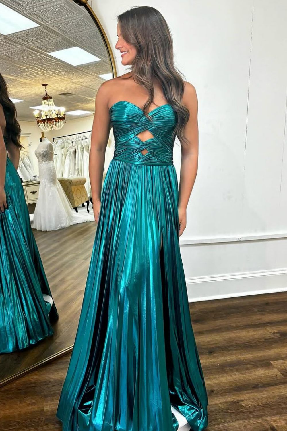 Peacock Green Sweetheart A-Line Long Pleated Metallic Prom Dress With Slit - View 3 | VelvetHem