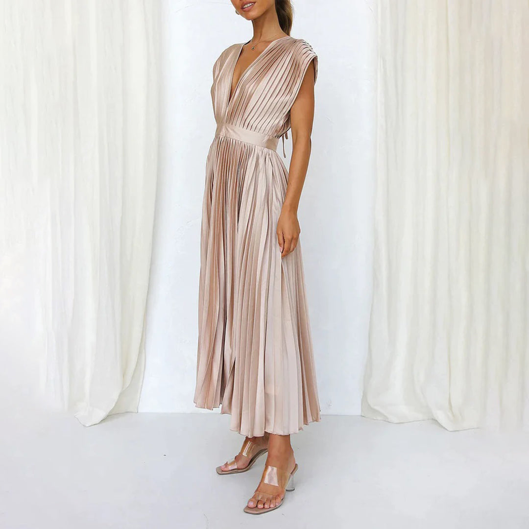 Mertxe Elegant V-neck Pleated Maxi Dress for Women Sophisticated Look