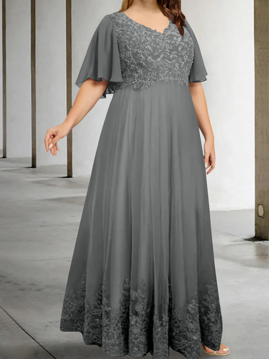 Plus Size V Neck A Line Long Mother of the Bride Dress with Appliques and Half Sleeves