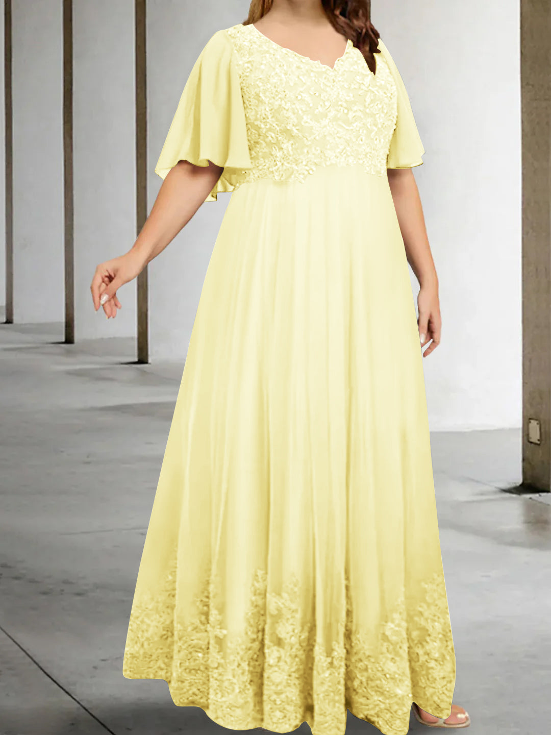 Plus Size V Neck A Line Long Mother of the Bride Dress with Appliques and Half Sleeves