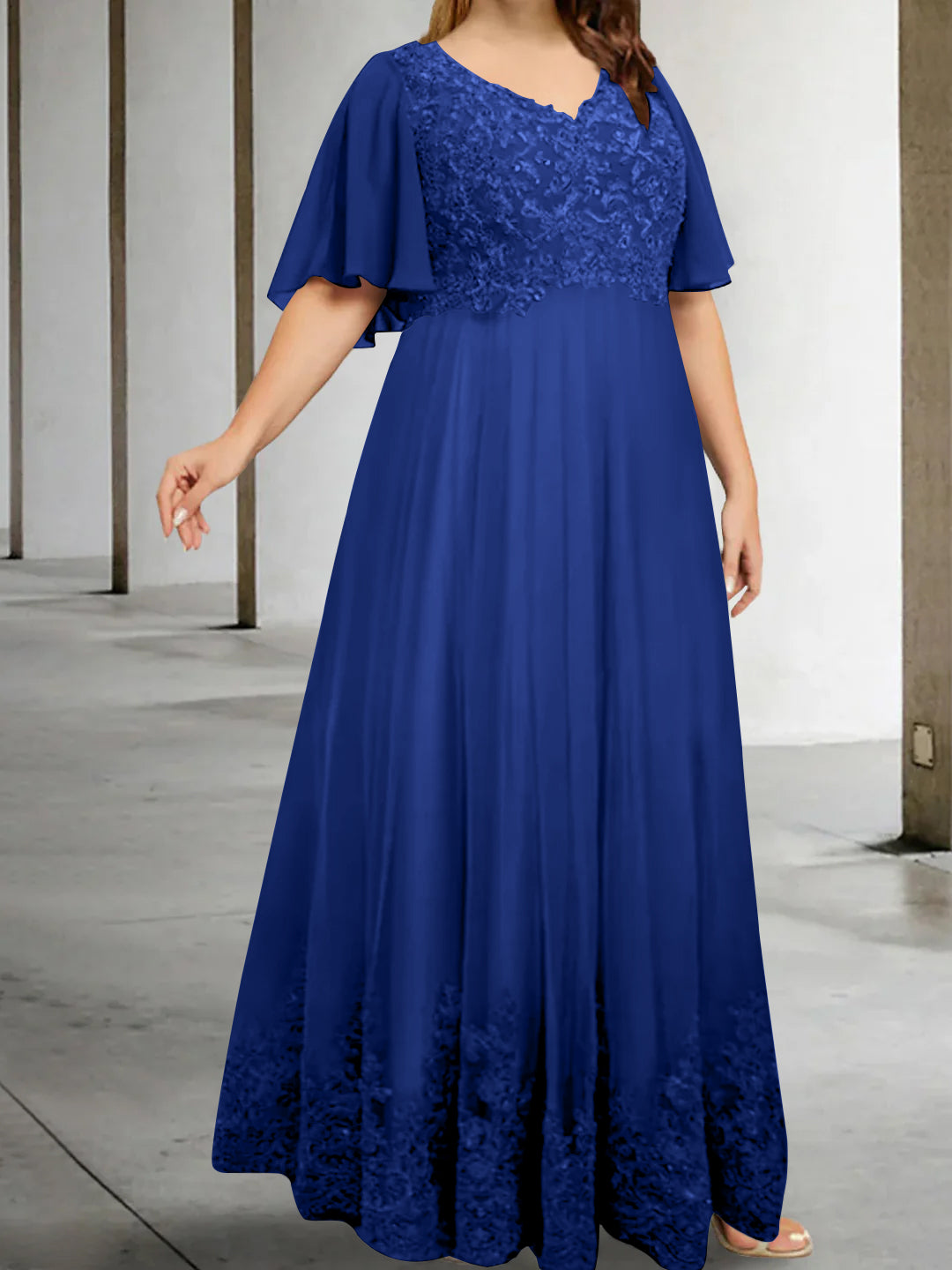 Plus Size V Neck A Line Long Mother of the Bride Dress with Appliques and Half Sleeves