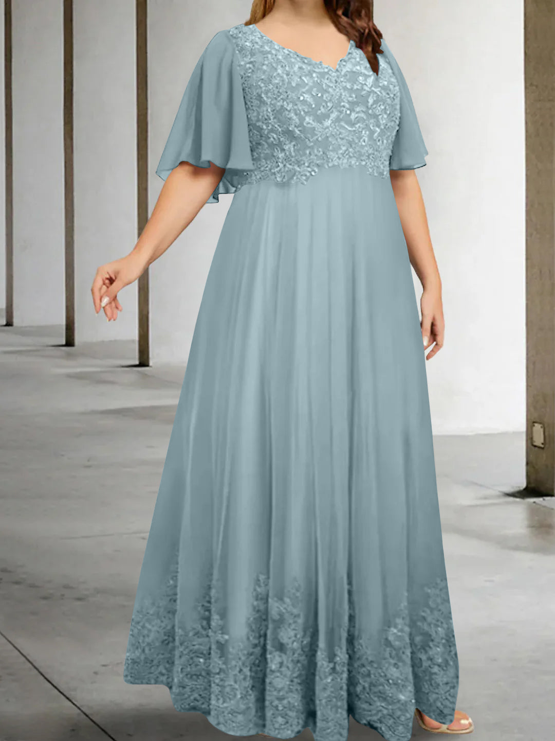 Plus Size V Neck A Line Long Mother of the Bride Dress with Appliques and Half Sleeves
