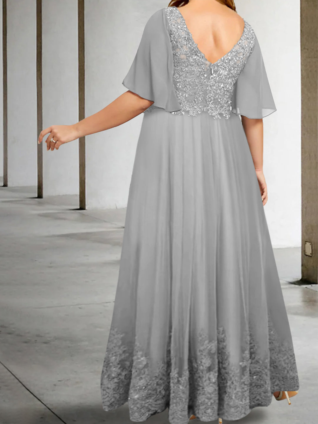Plus Size V Neck A Line Long Mother of the Bride Dress with Appliques and Half Sleeves