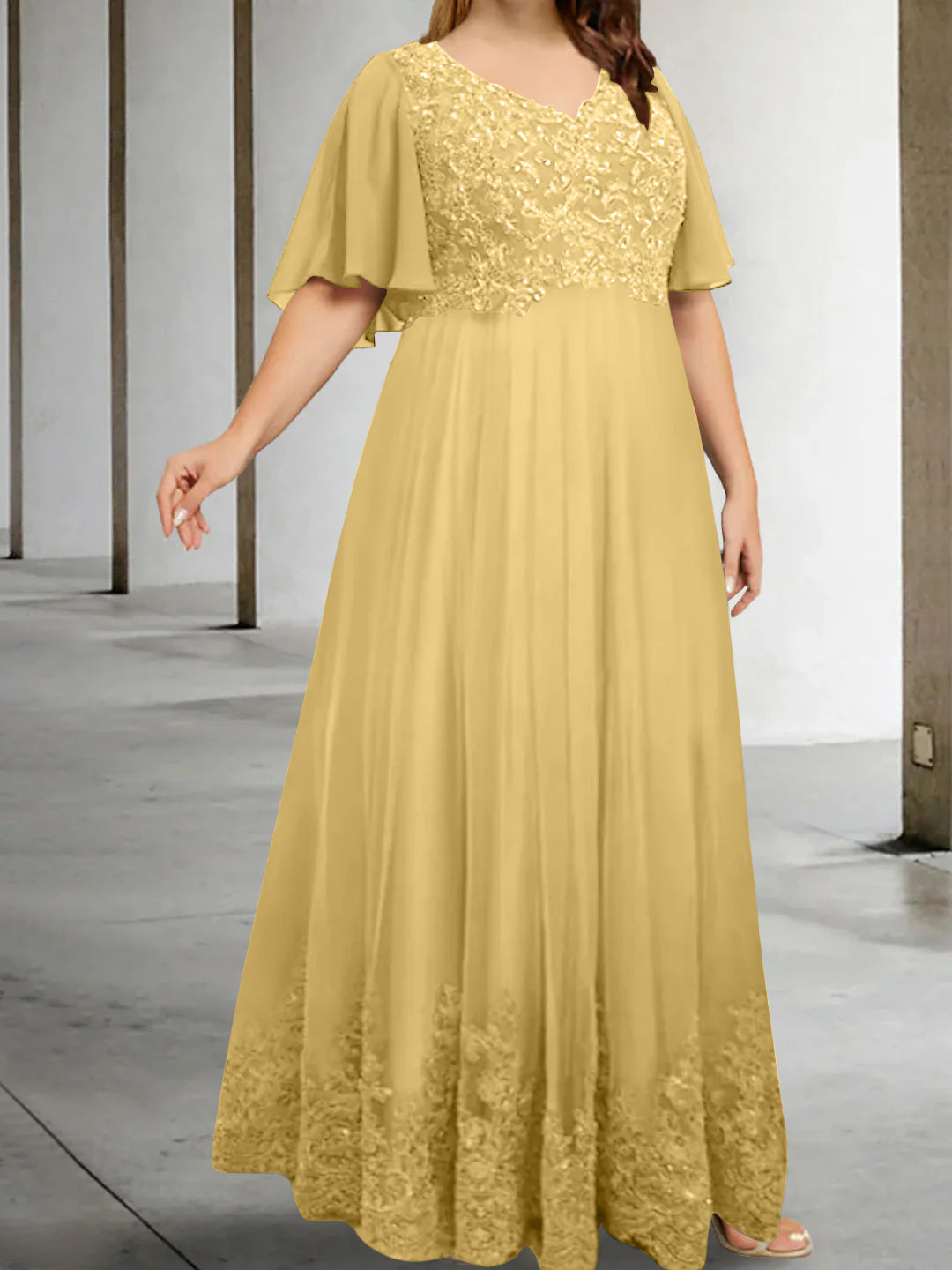 Plus Size V Neck A Line Long Mother of the Bride Dress with Appliques and Half Sleeves
