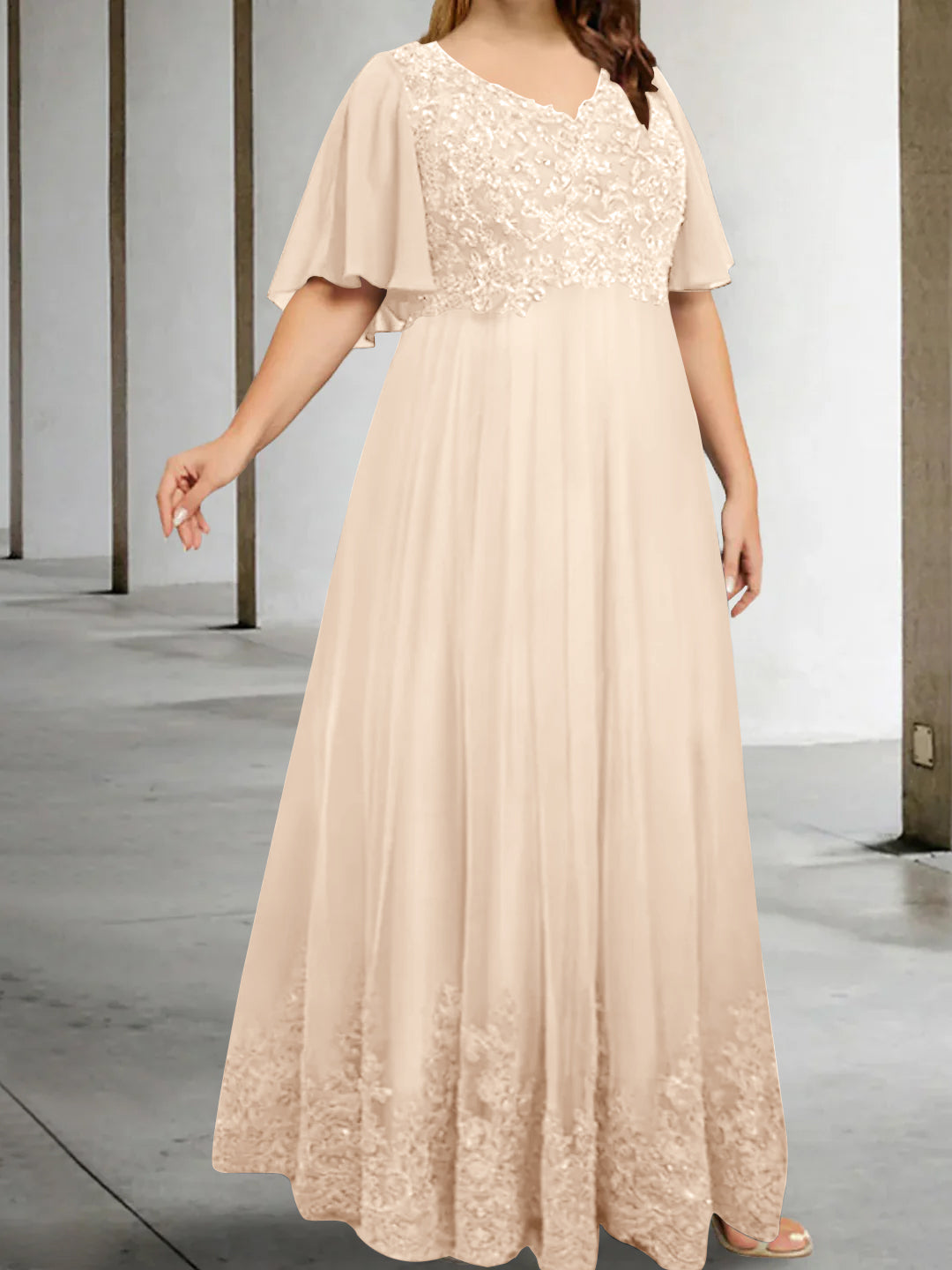 Plus Size V Neck A Line Long Mother of the Bride Dress with Appliques and Half Sleeves