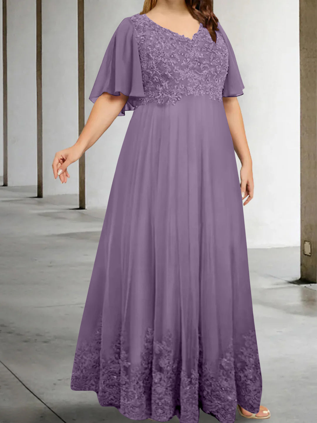 Plus Size V Neck A Line Long Mother of the Bride Dress with Appliques and Half Sleeves