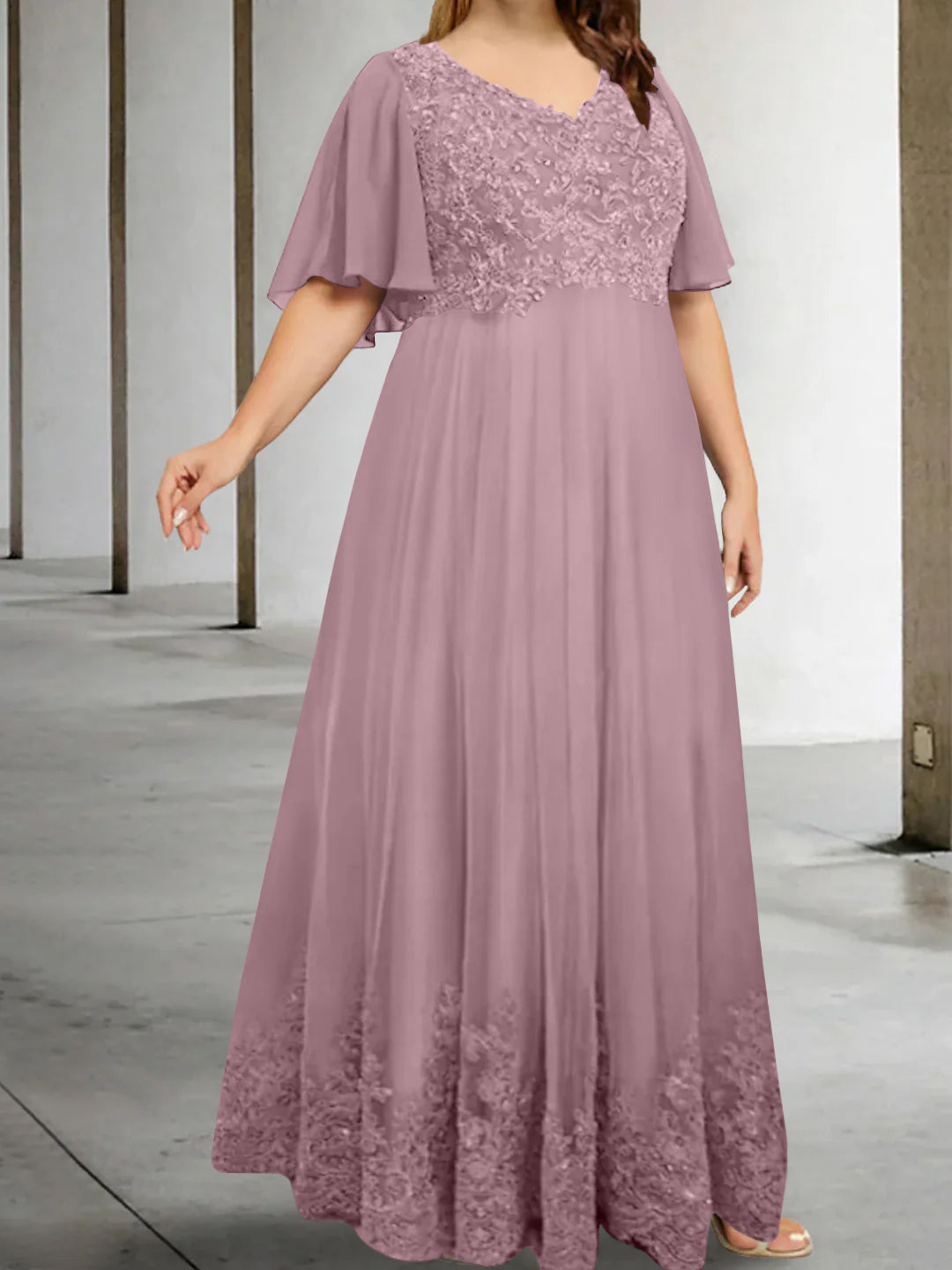 Plus Size V Neck A Line Long Mother of the Bride Dress with Appliques and Half Sleeves