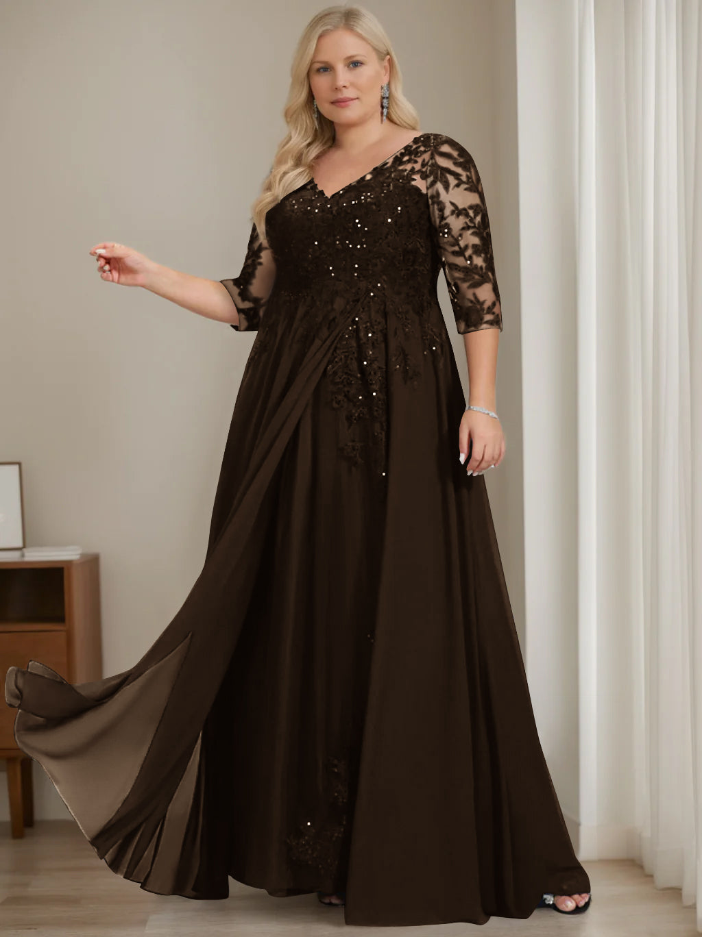 Plus Size V Neck A Line Long Mother of the Bride Dress with Half Sleeves and Sequins