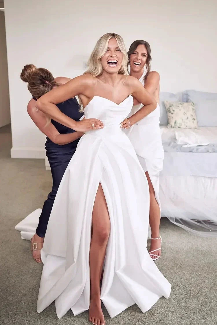 Popular Pleat Sweetheart A Line Wedding Dresses Side Slit Vestido De Noiva Satin Appliqued Women Bridal Dresses Factory Custom (ZD13558)