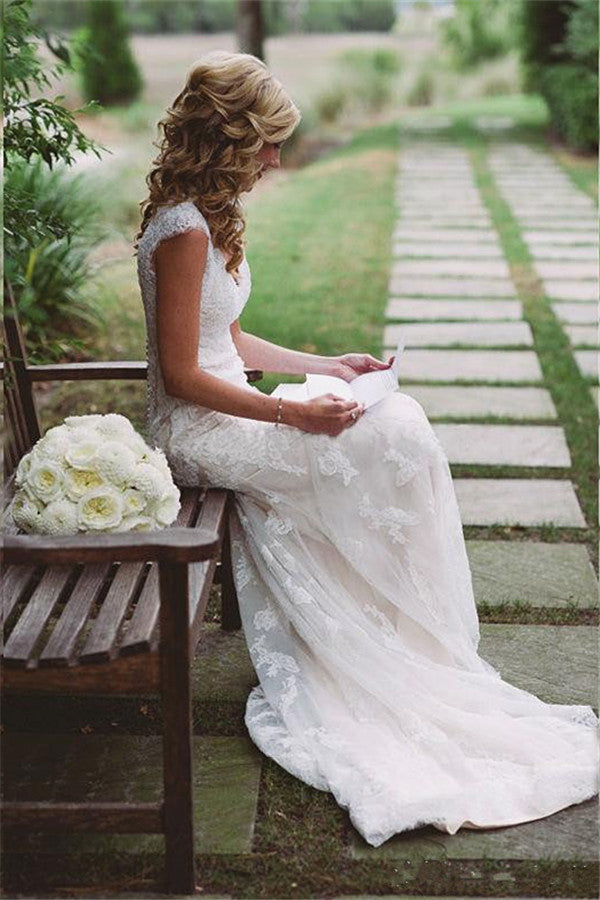 Popular Sheath Beach Wedding Dresses Sleeveless Court Train Beach Bridal Dress